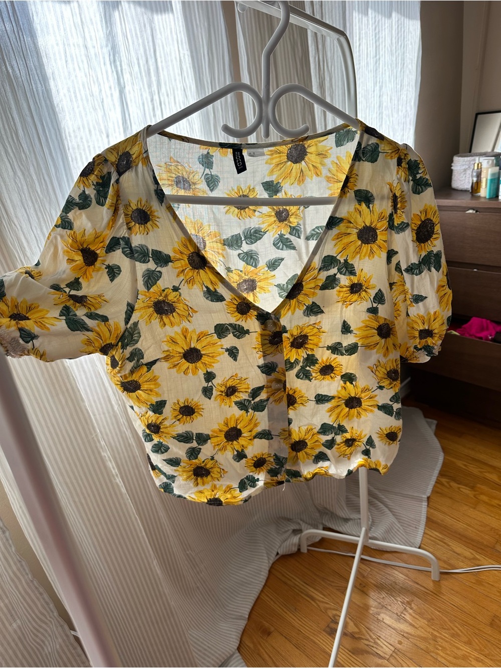 H&M Yellow Sunflower Print V-Neck Button Crop Top